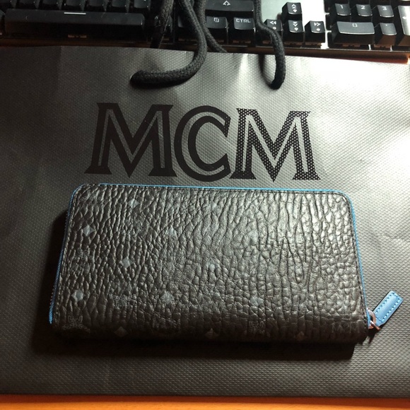 NEW MCM Color Visetos Large Zip Wallet Black - Picture 8 of 8
